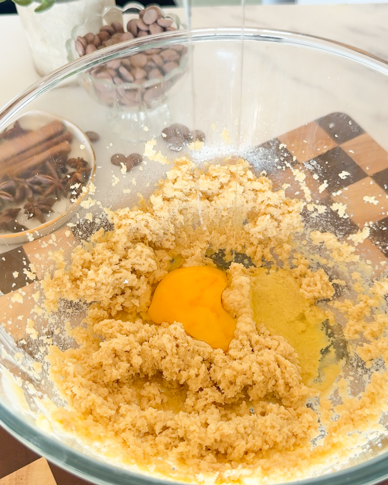 bowl with egg, sugar and butter