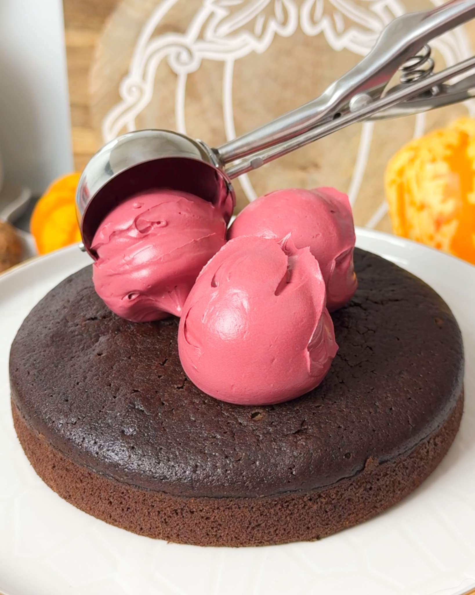 Filling cake with burgundy buttercream